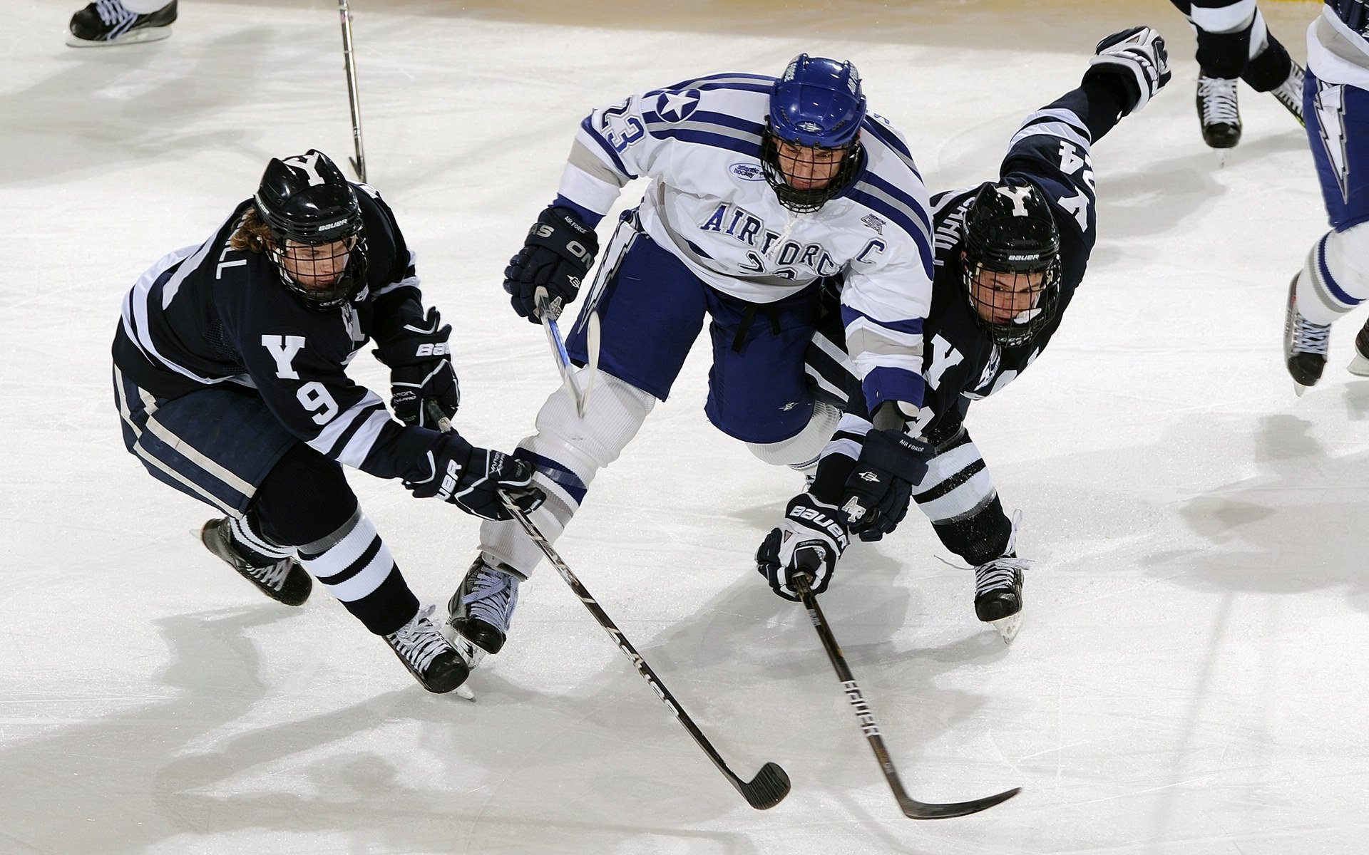 爱游戏体育网页版-中国女篮新秀涌现为国家队注入新鲜血液，中国女篮新人辈出